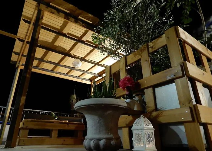 Nikolas * خانيا