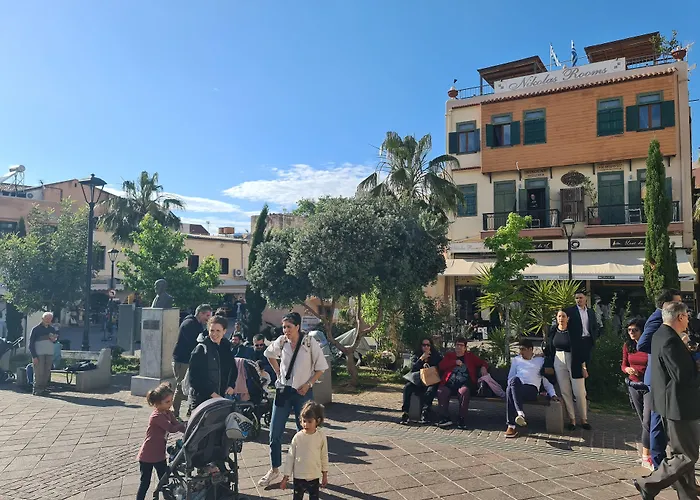 شقة Nikolas خانيا