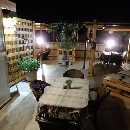 Nikolas Apartmán