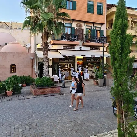 Apartman Nikolas Hriszí Aktí Haniá